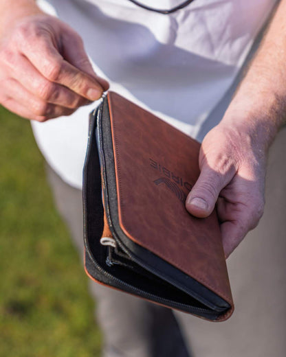 GLOVE CADDY | brown |